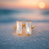 Martina | Auksinis žiedas su mėnulio akmeniu