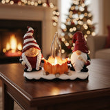 Jonás ir Matěj elfai | Kalėdinė šviečianti dekoracija prie židinio
